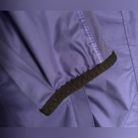 Lululemon Run: Essential Jacket - Picture 7 of 10